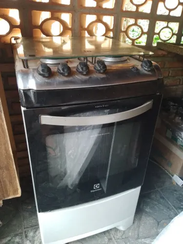 Vende-se Fogão