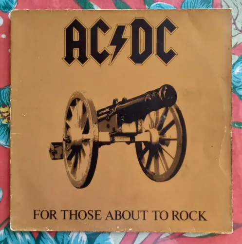 VENDO LP DISCO VINIL AC DC FOR THOSE ABOUT TO ROCK 
