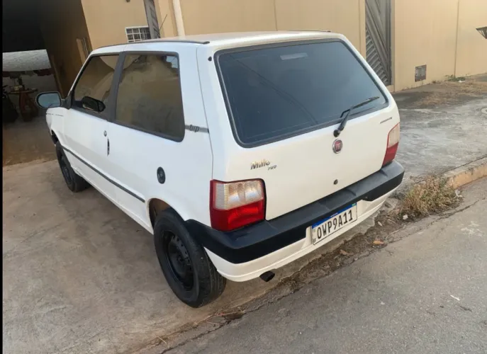 Fiat Uno Mille 1.0 Fire/ F.flex/ Economy 2P 2013