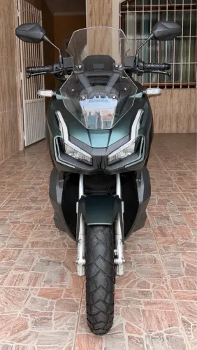 Honda ADV 150 2024 - Único Dono | 13.800 km | Estado de Zero