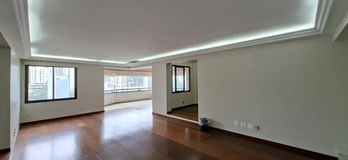OPORTUNIDADE EM SÃO PAULO - Apartamento a VENDA com 4 suítes e 5 vagas