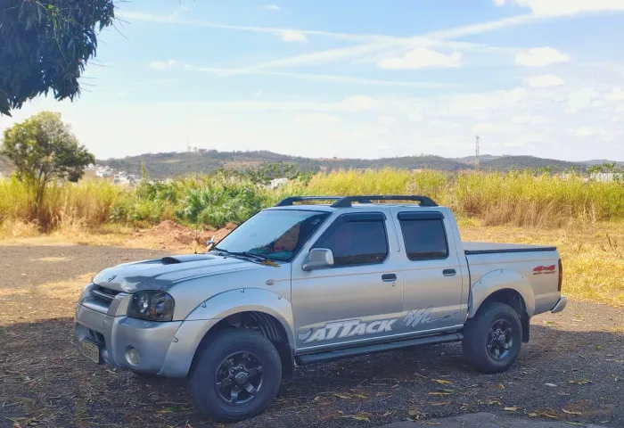 Nissan Frontier Se/se Strik/one CD 4X4 2.8 Dies 2006