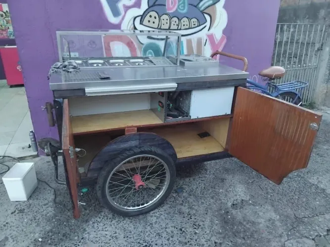 Carrinho rústico para Açaí e Sorvete