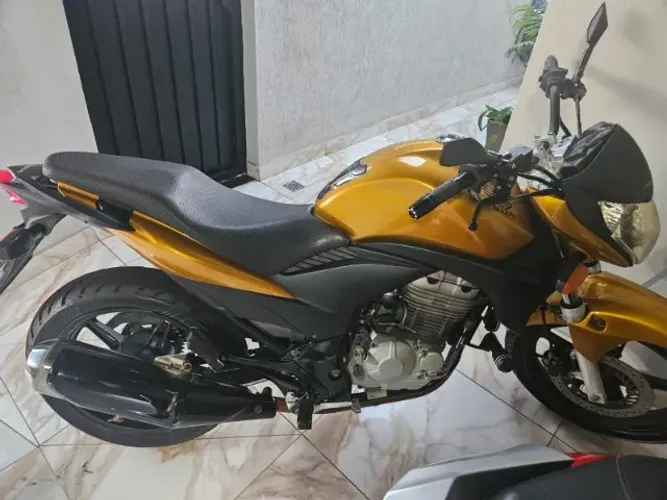 Honda CB300R