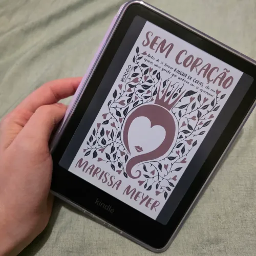 Kindle Colorsoft Signature Edition 32 gb com 3 capas mais skin cards e pop socket