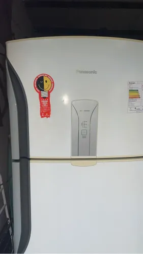 Geladeira Panasonic 500L branca