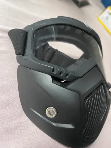 Máscara para paintball.