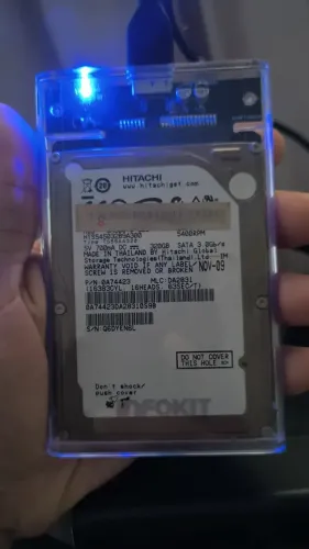 Vendo HD Externo Hitachi 320GB (SEM CASE)