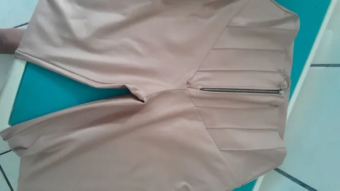 Calça chapa barriga e empinar bumbum tam G 