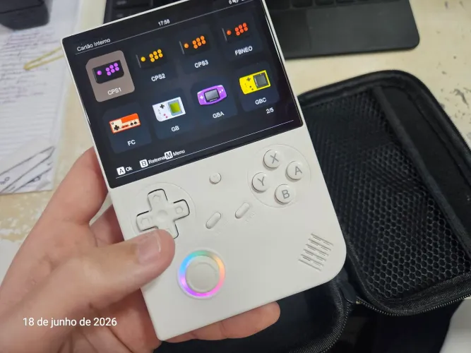 Console Anbernic RG 40XXV + Bolsa