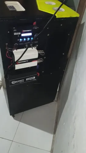 Vendo caixa Bob em perfeito estado tocando tudo perfeitamente