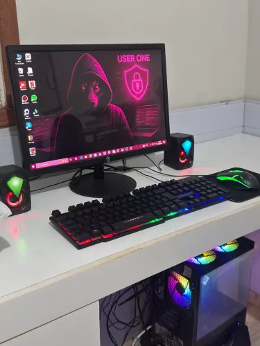PC Gamer Completo Intel Core i5 + Monitor 19