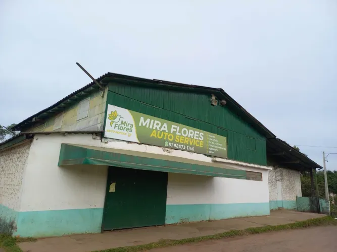 Vendo prédio com mercado funcionando