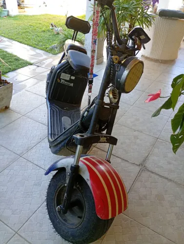 Scooter elétrica cytycoco X7