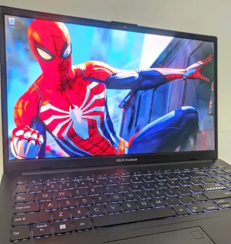 Notebook Asus Ryzen 5 7520U Tela OLED DDR5 5500Mhz (Semi Novo)
