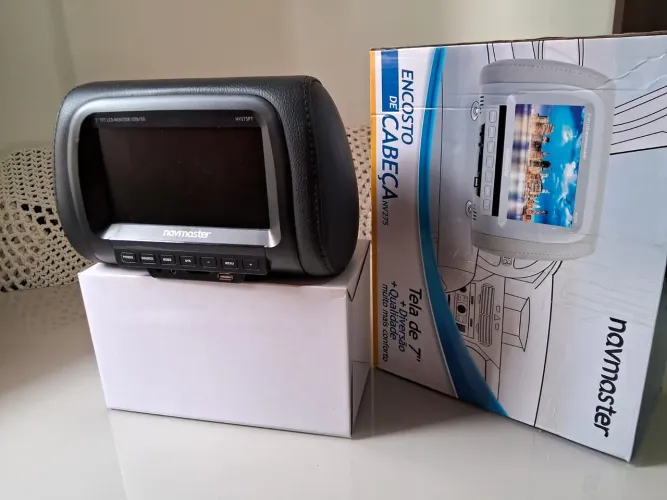 Encosto de cabeça com tela de 7" NAVMASTER