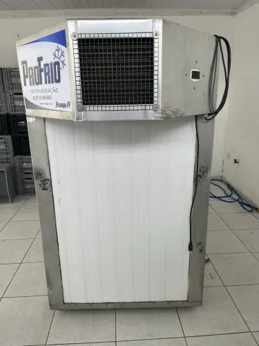Vendo Baú Frigorífico