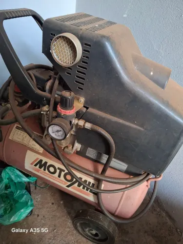 Vendo Motocompressor de ar da marca Motomil 24 lts. 120 psi