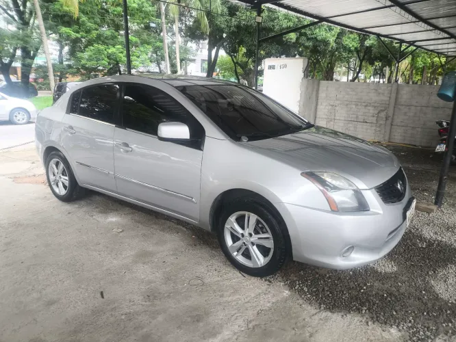 Nissan Sentra 2.0/ 2.0 Flex Fuel 16V Mec. 2013