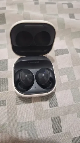 Samsung buds 2