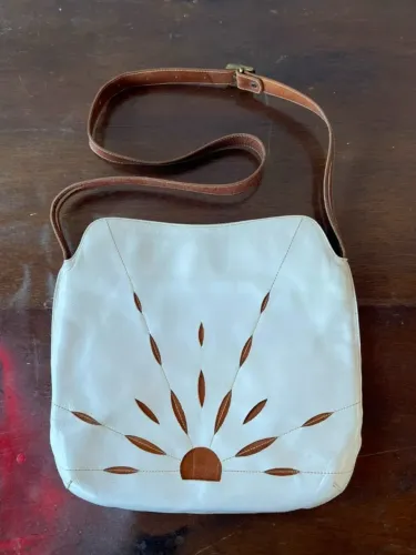 Bolsa Transversal Artesanal Couro Legítimo Boho Vintage Trabalho Manual