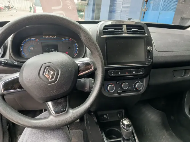 Renault Kwid Intense 1.0 Flex 12V 5P Mec. 2023