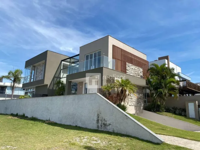 Casa com 4 dormitórios à venda, 342 m² por R$ 4.240.000,00 - Morro das Pedras - Florianópo