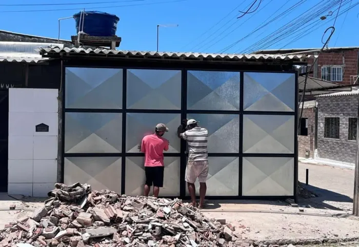 Serralheria grande e portões