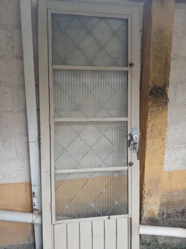 Portas e janelas de ferro