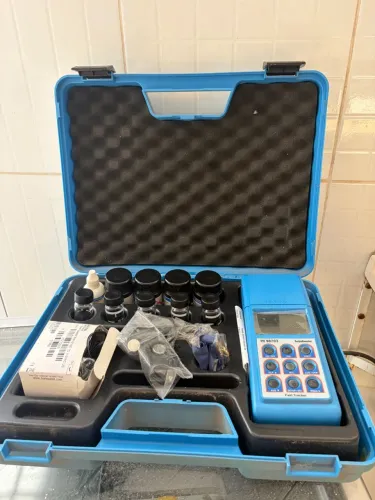 turbidímetro portátil profissional, modelo Hanna Instruments HI 98707