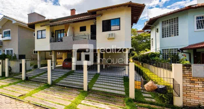 Apartamento 2 quartos no bairro Jurerê - Florianópolis