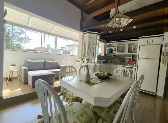 Apartamento à venda Rua Emilio Leobet, Centro - Gramado