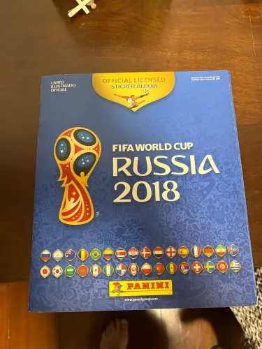 Álbum copa do mundo de 2018 completo em perfeito estado