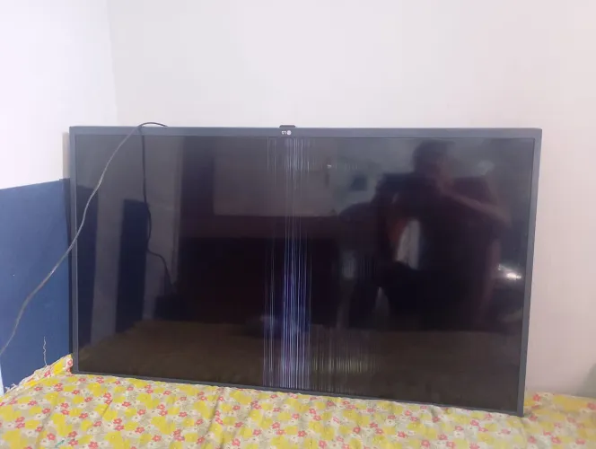 Televisão 43"