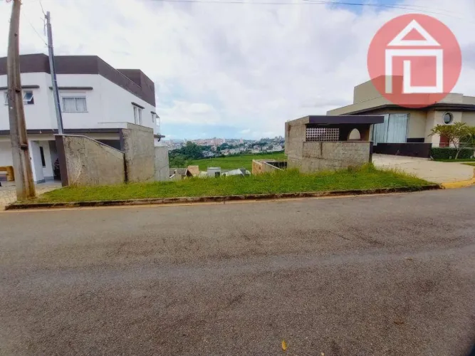 Terreno à venda, 312 m² por R$ 275.000,00 - Condomínio Villa Real de Bragança - Bragança P