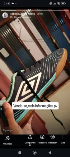 Chuteira de quadra 