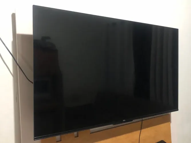 Vende tv 43 polegadas nova 