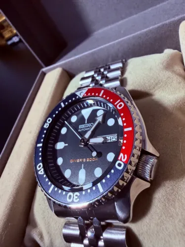 Relógio SEIKO SKX009