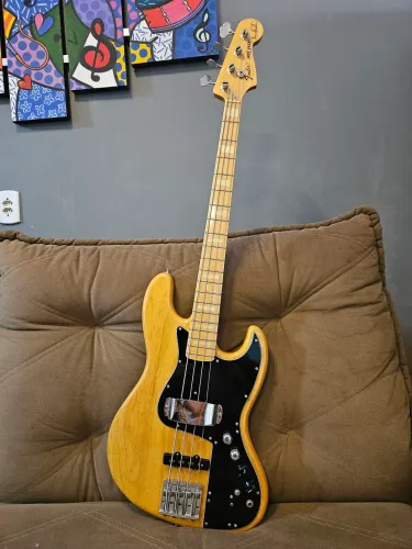 Contrabaixo Fender Marcus Miller Japonês 