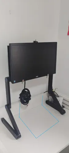 Monitor LCD C/Suporte Articulado p/ Notebook - Osório - Leia a Descrição: