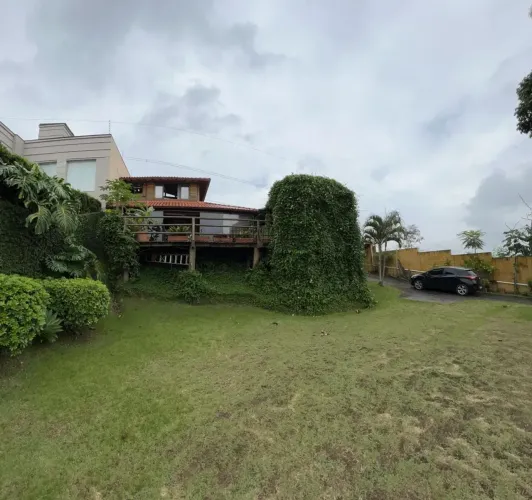 Casa em Condomínio - Urbanova - Residencial Chácara dos Lagos - 1 Dormitório - 120m².