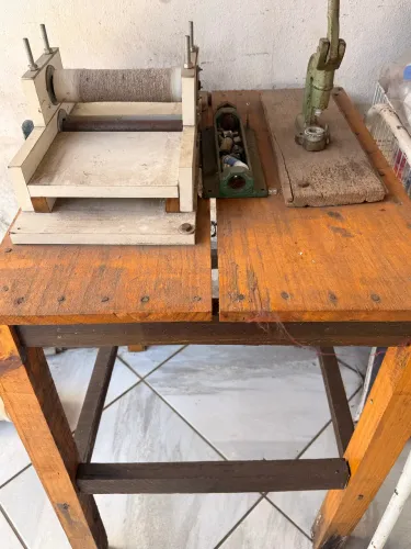 Máquina de corte e pregador de botão 