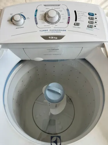 Máquina de lavar roupas Electrolux 13kg