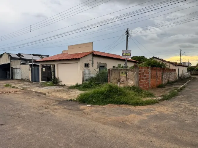 Vendo 03 casa e Terrno Localizado no setor Jardim Municipal em Porto Nacional-TO.