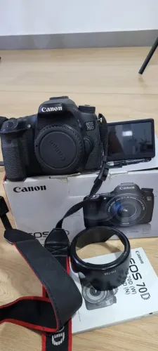 Canon 70D com lente 18 135mm