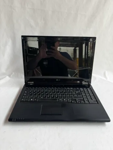 Notebook LG R580 modelo LGR58 ( Sucata)