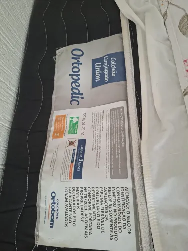 Cama box de Casal Ortobom semi nova