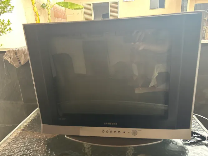 TV Samsung tubo 21 polegadas