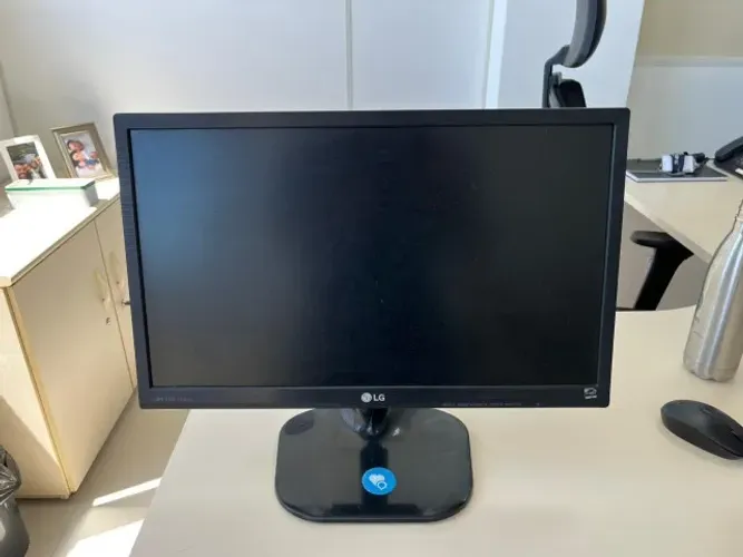 Monitor LG 22 pol - Excelente estado