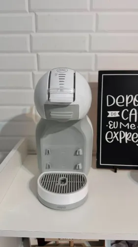 Cafeteira Doce Gust.